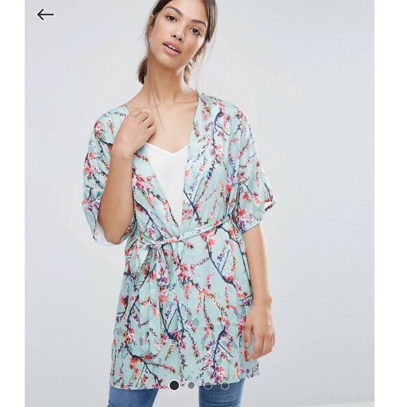 Asos darling floral printed short sleeve kimono - Picture 2 of 5